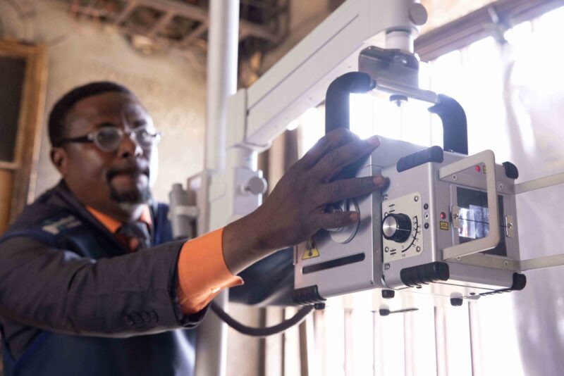 Delft Light being used by radiographer in Nigeria