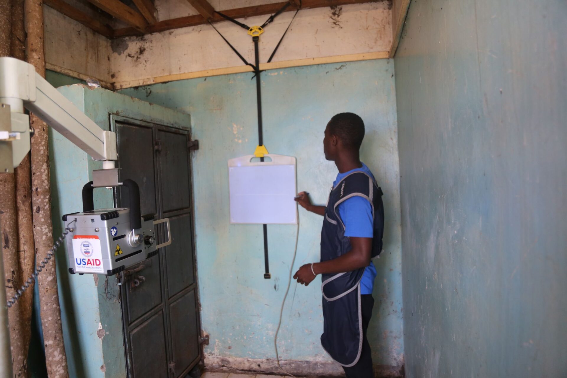 Delft Light being used by Centre for Health Solutions in Kenya